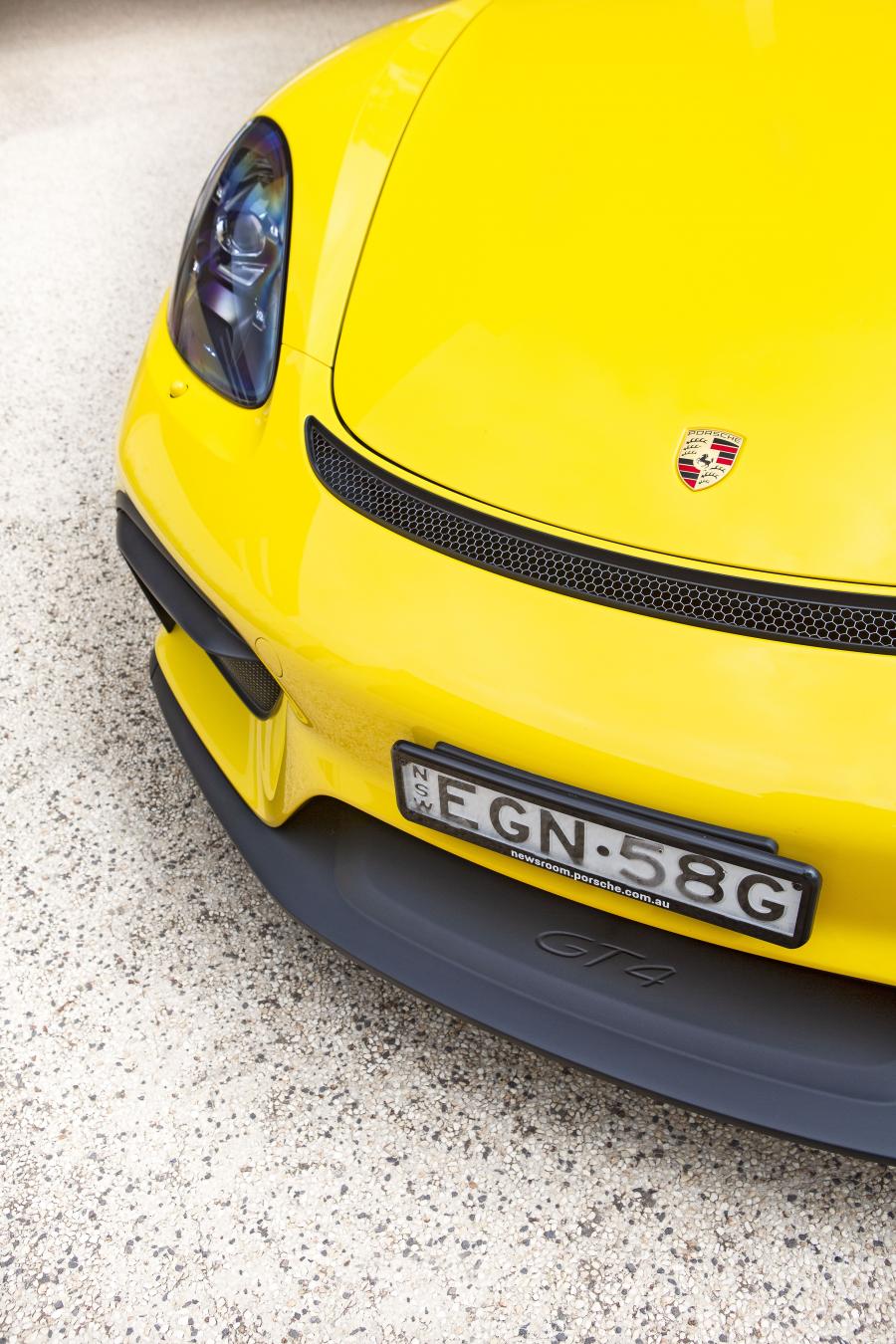 Детали экстерьера Porsche 718 Cayman GT4 (982C) 2020 года  (AU) (фото 37 из 40)